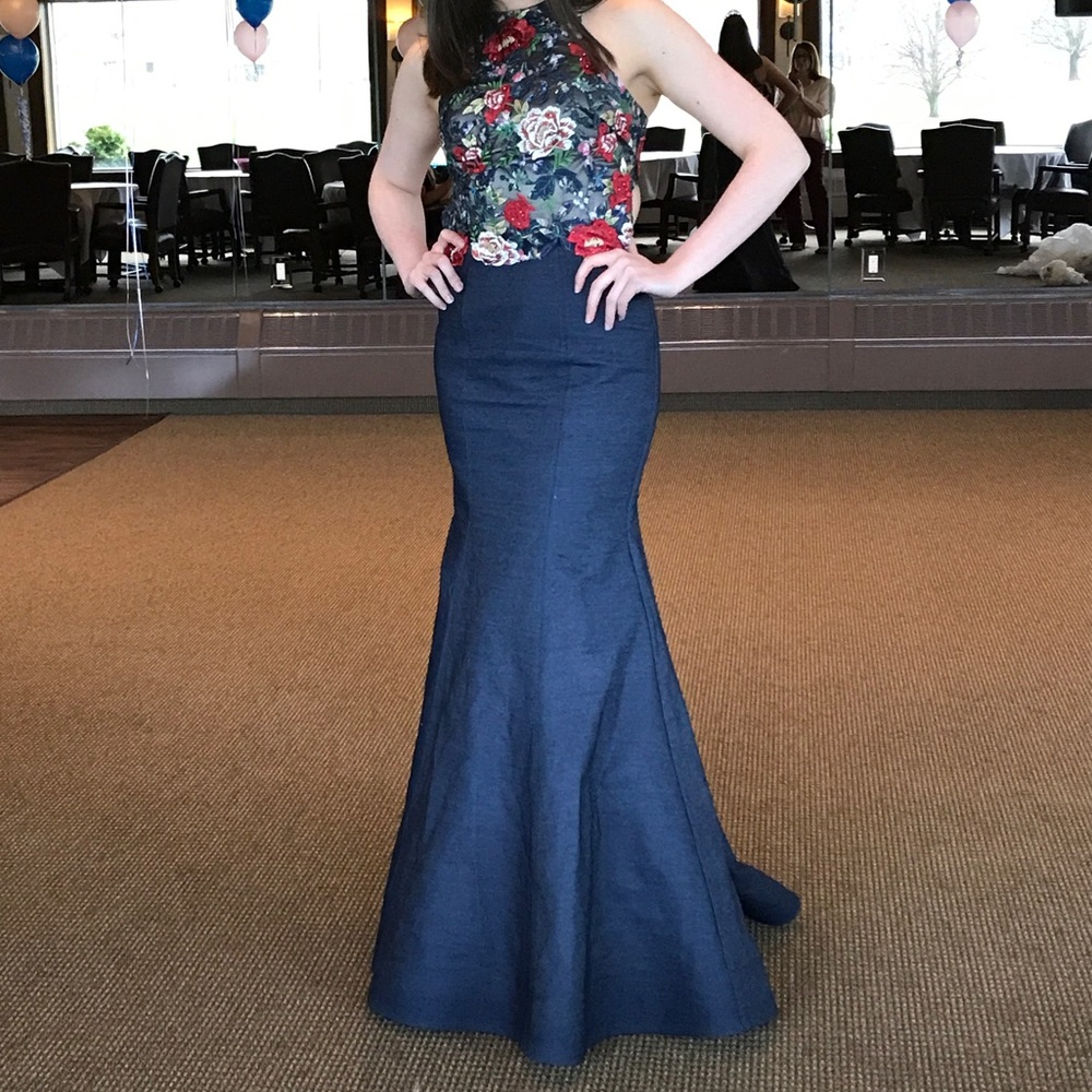 Gorgeous Prom Gown